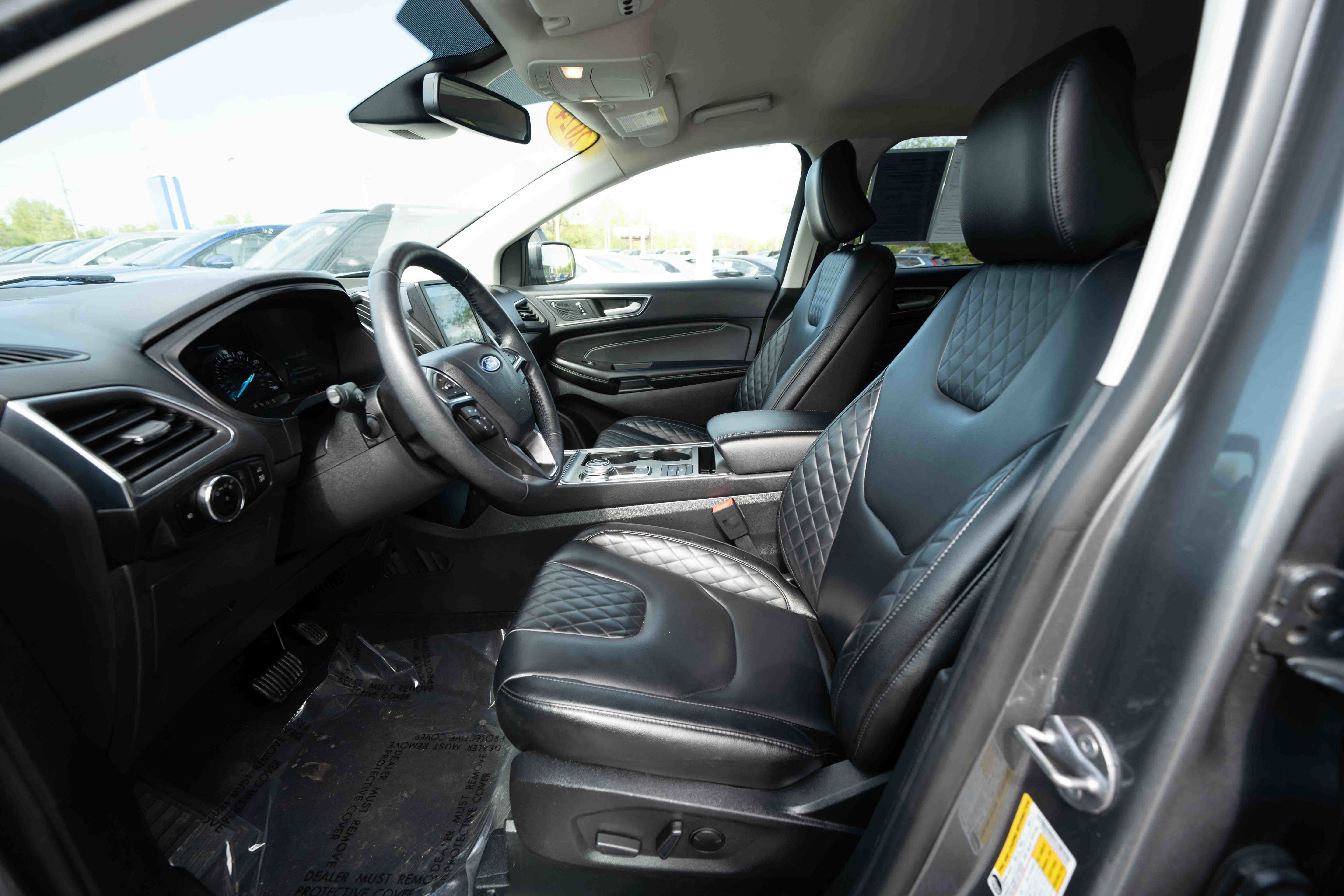 Used 2024 Ford Edge Titanium AWD/4WD image 9