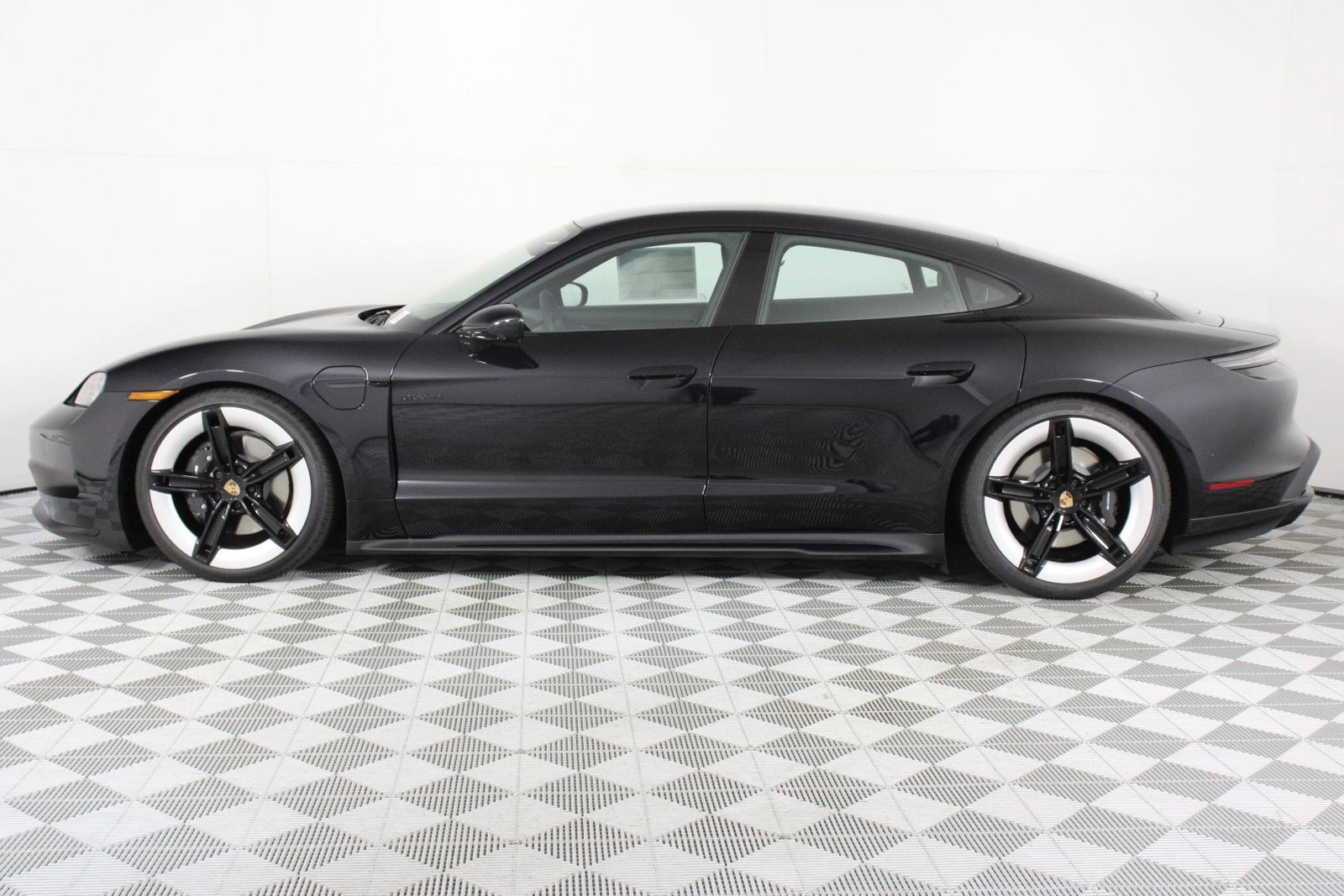 New 2026 Porsche Taycan RWD image 2