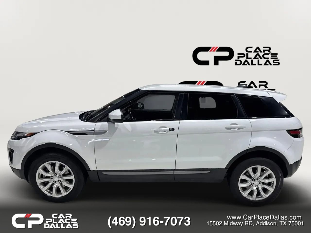 Used 2019 Land Rover Range Rover Evoque SE AWD/4WD image 5