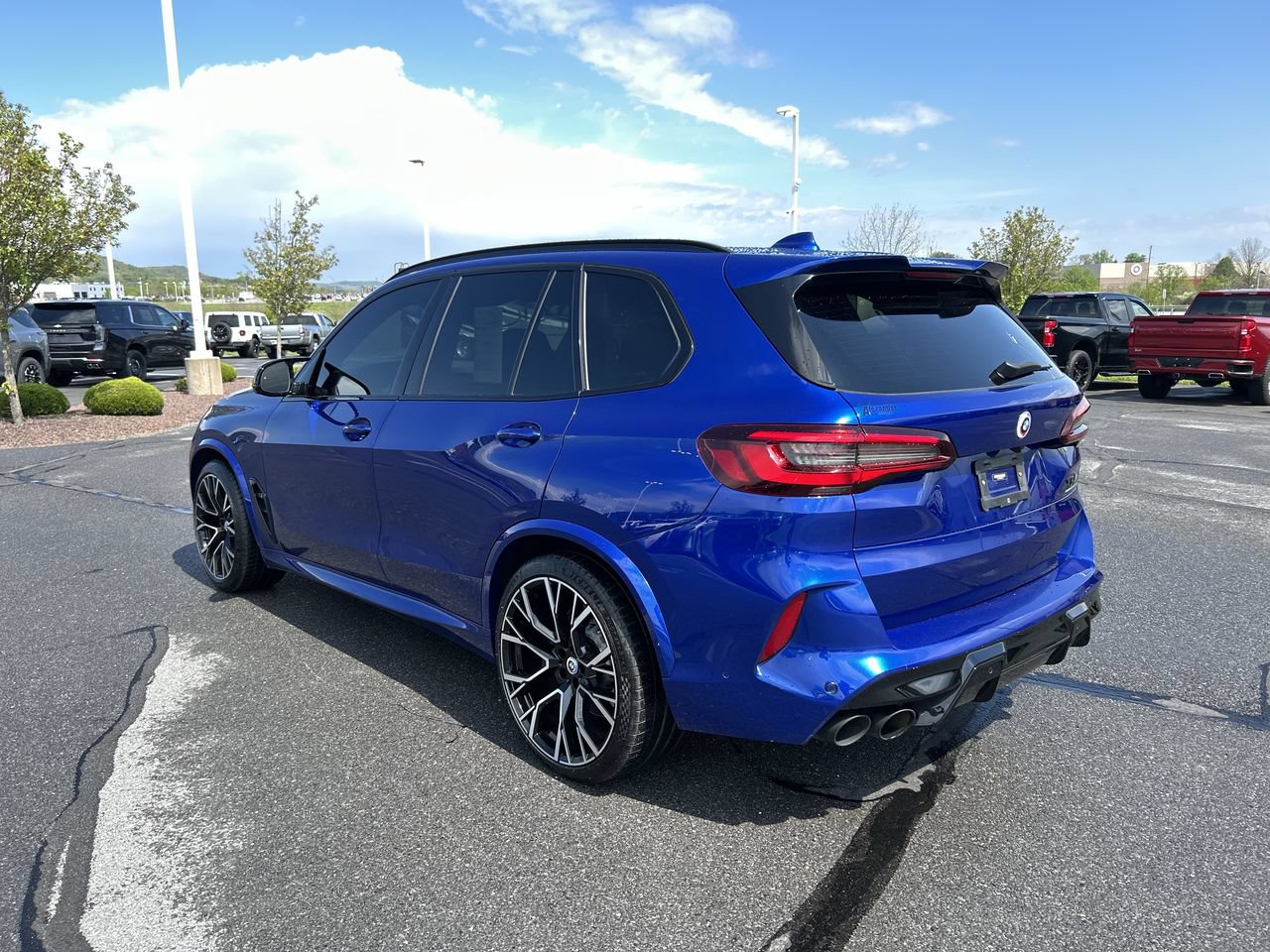 Used 2023 BMW X5 M w/ Competition Package AWD/4WD image 5