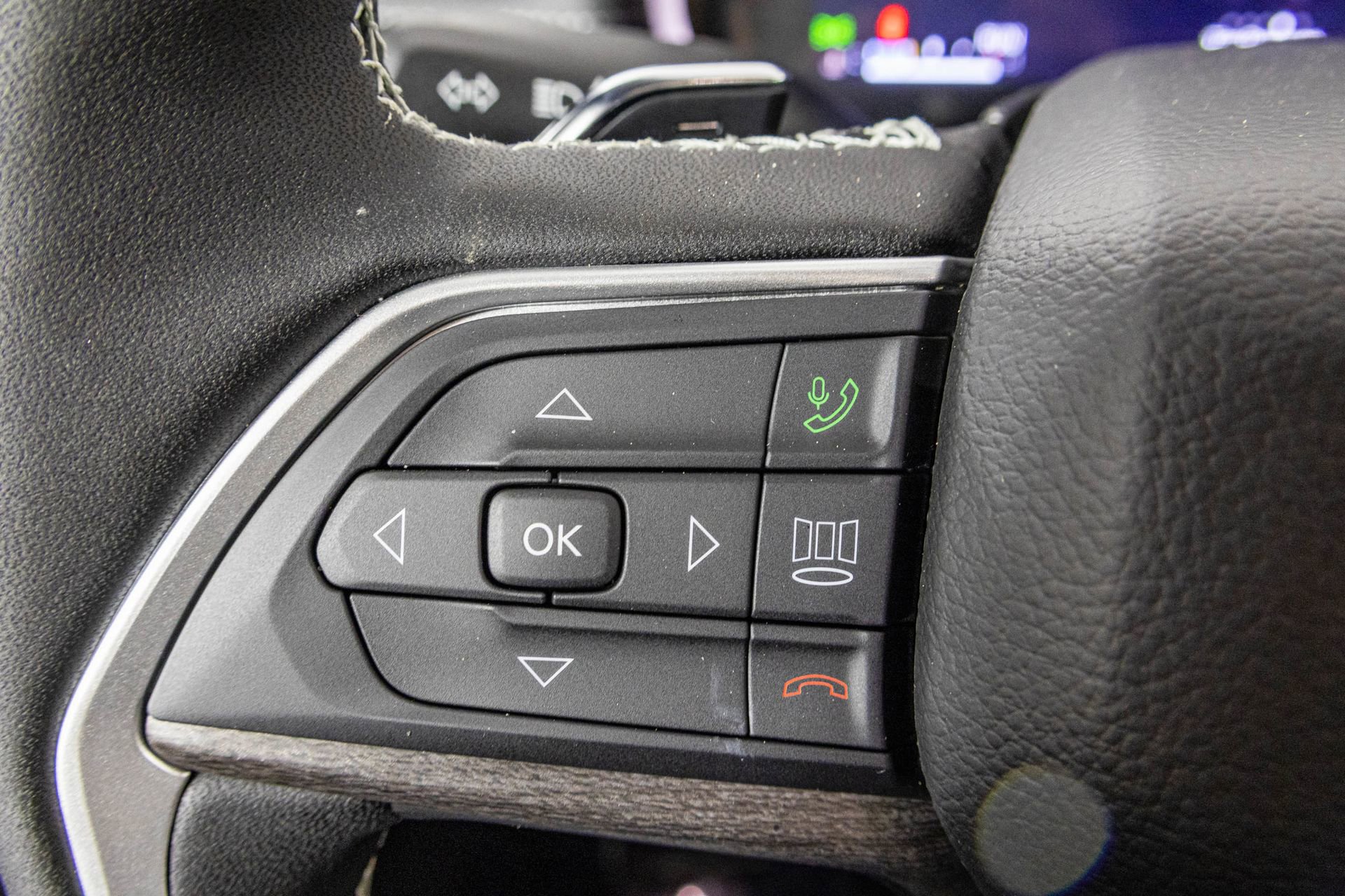 New 2026 Jeep Grand Cherokee Altitude image 31