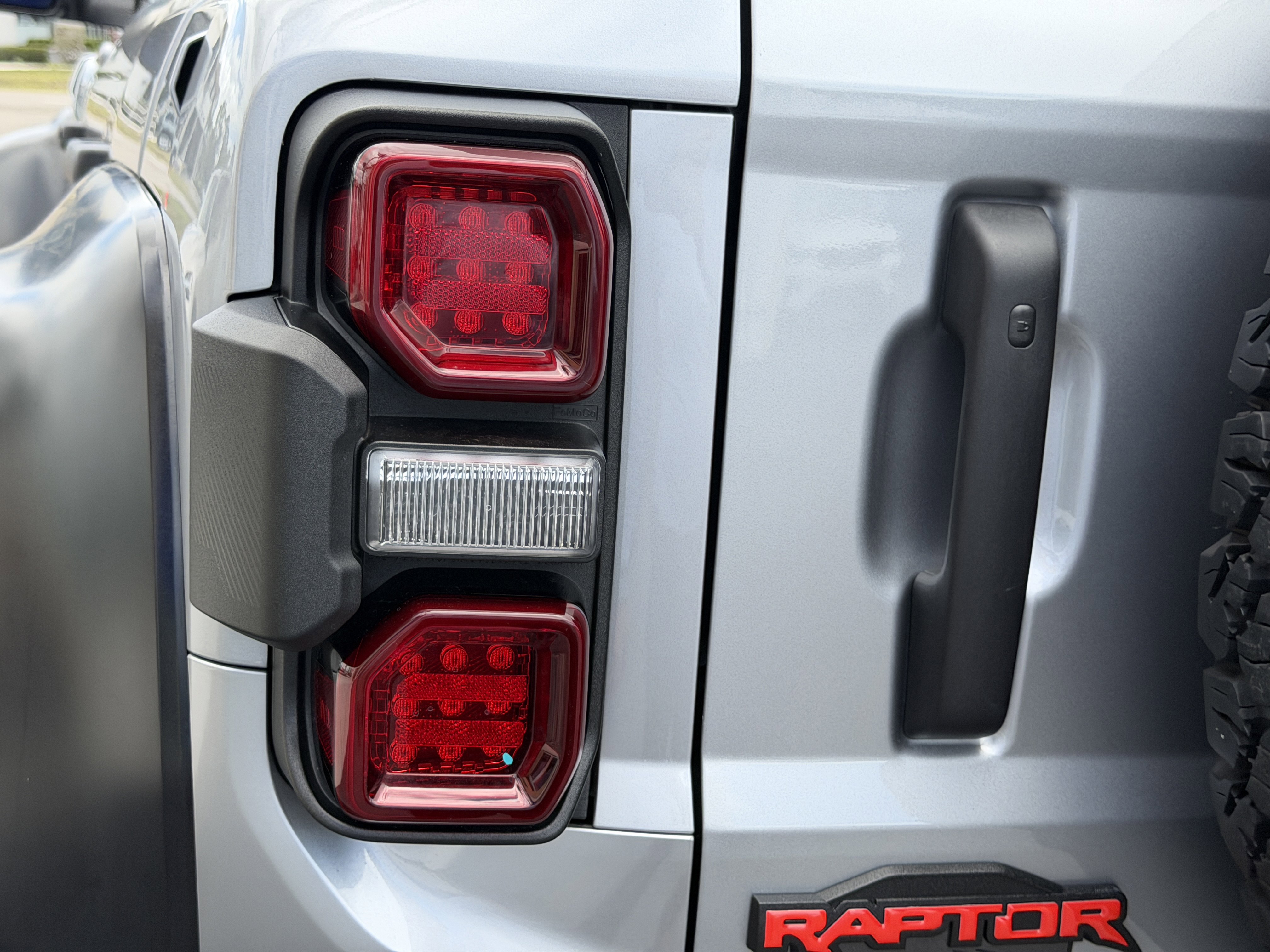 Used 2023 Ford Bronco Raptor image 9