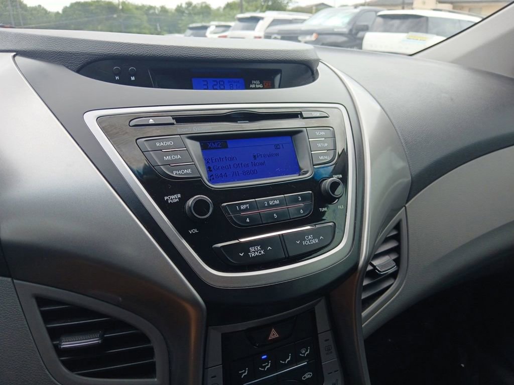 Used 2013 Hyundai Elantra GLS w/ Preferred Pkg FWD image 19