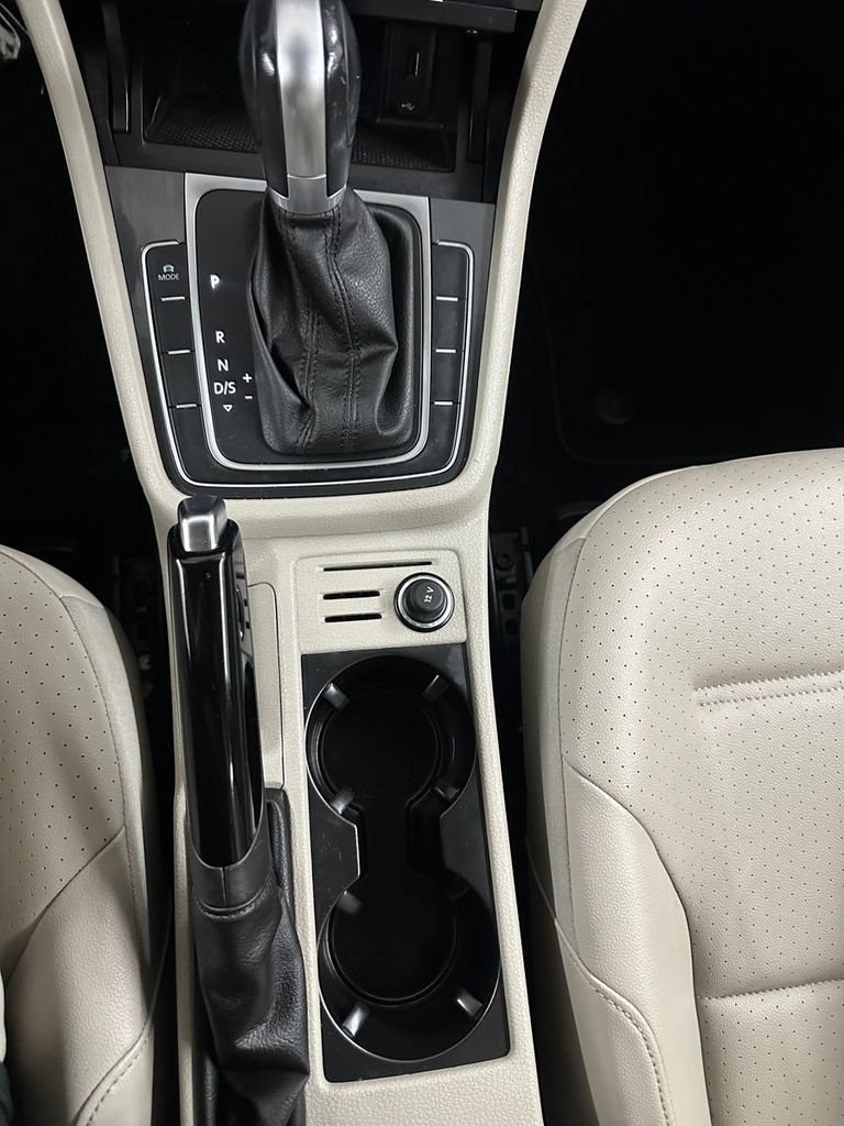 Used 2019 Volkswagen Golf Alltrack S AWD/4WD image 19