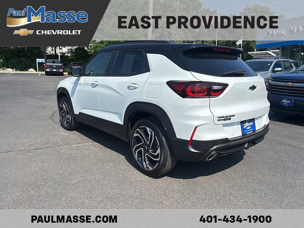 Used 2024 Chevrolet TrailBlazer RS w/ Convenience Package AWD/4WD image 5