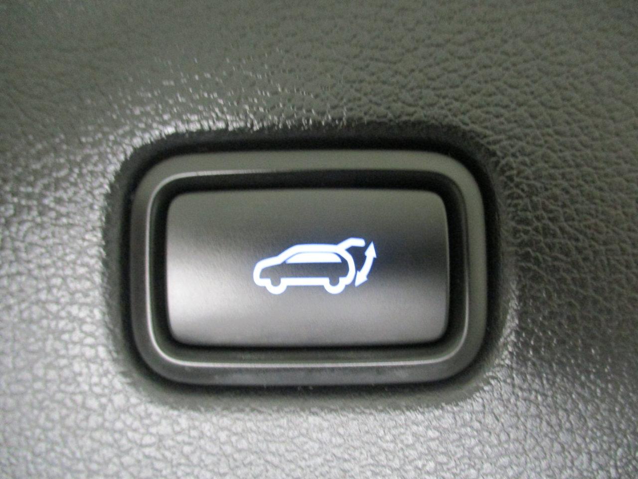 Used 2024 Hyundai Palisade Calligraphy image 17