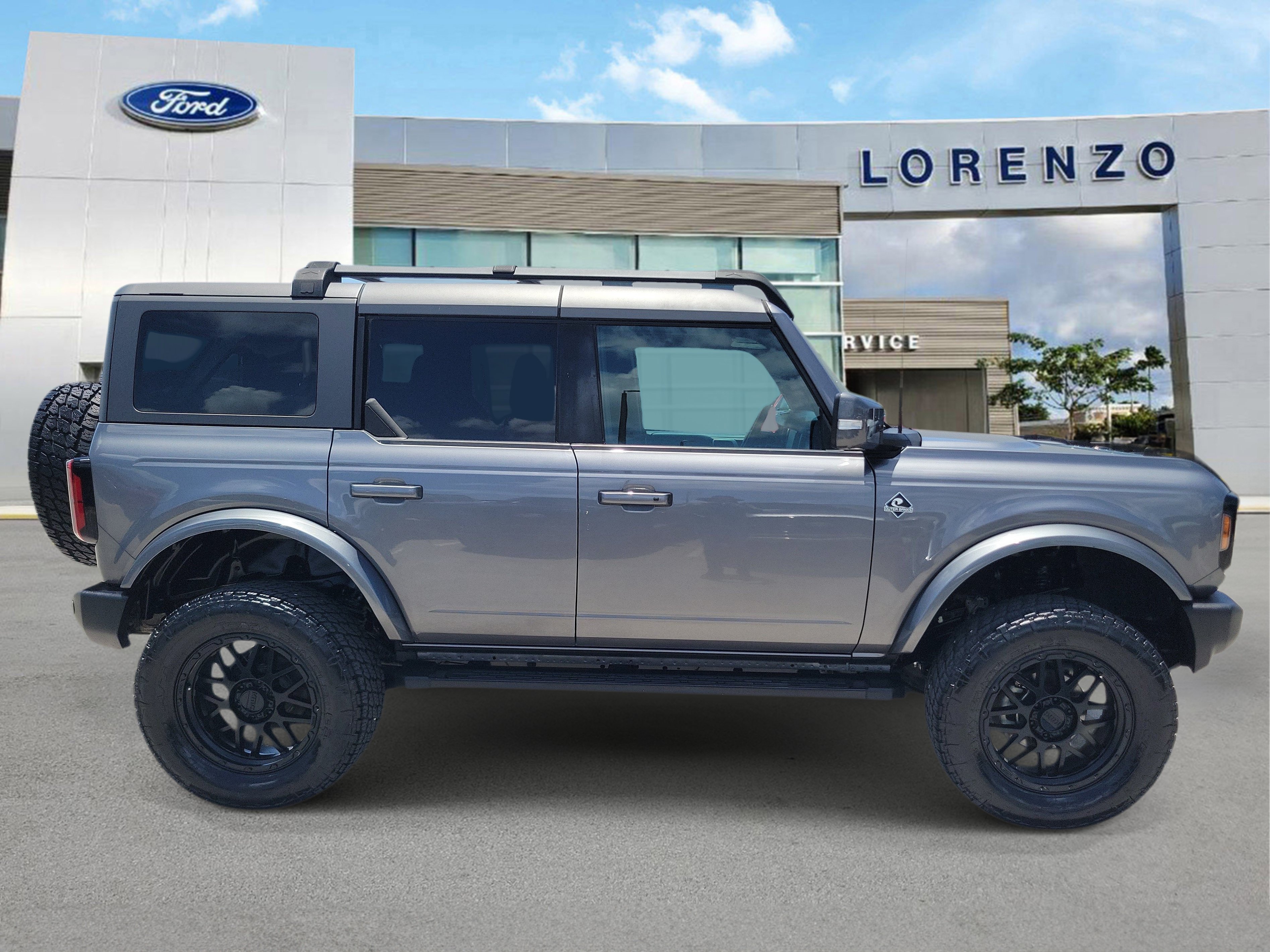 Used 2023 Ford Bronco Outer Banks AWD/4WD image 4