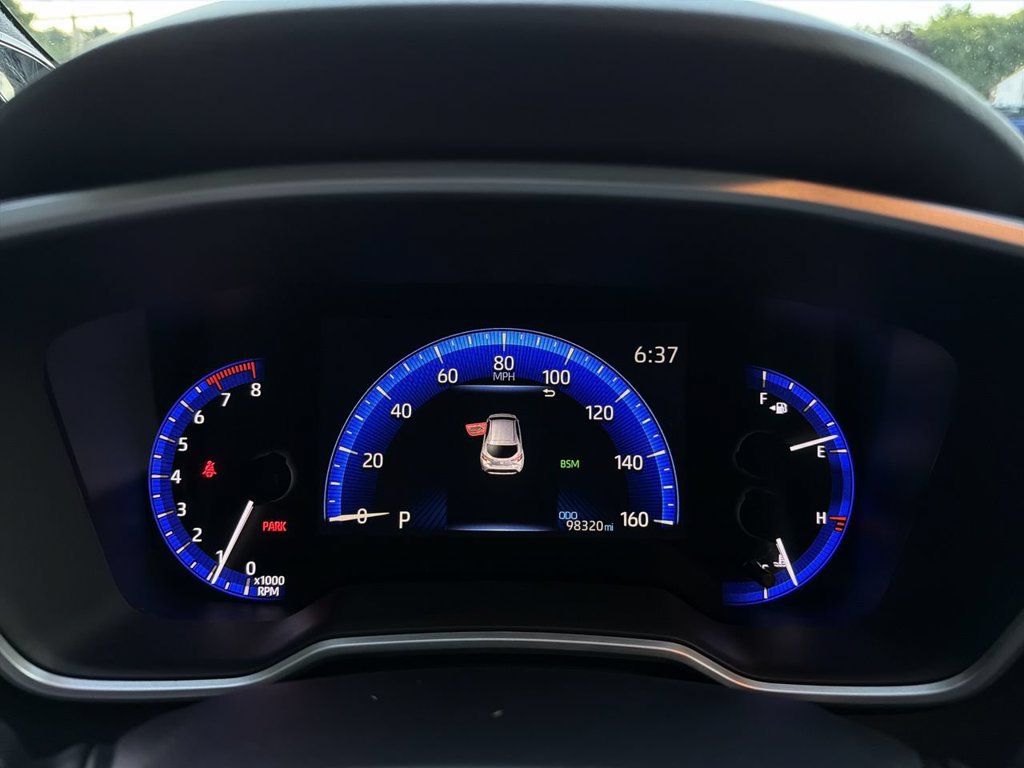 Used 2019 Toyota Corolla XSE FWD image 19