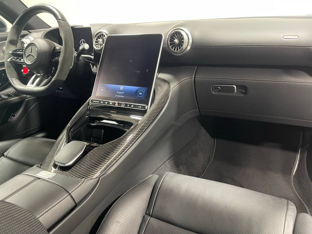 Used 2022 Mercedes-Benz SL 63 AMG 4MATIC image 24