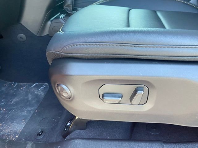 New 2025 Jeep Wrangler Sahara image 16