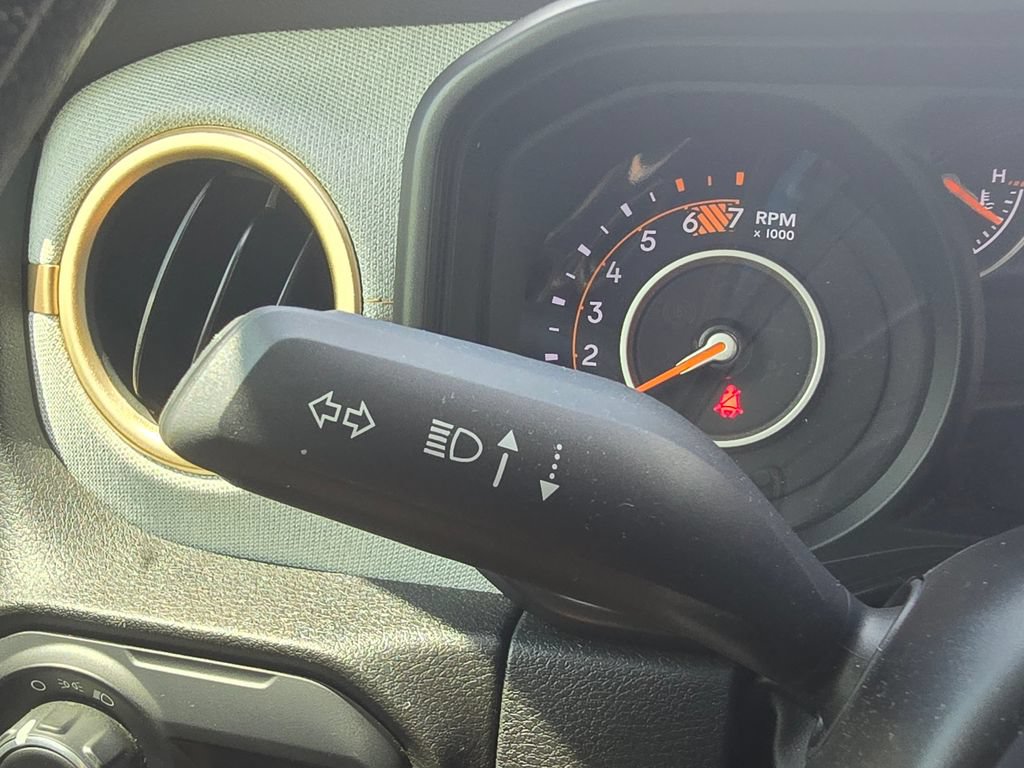 Used 2024 Jeep Wrangler Unlimited Sport AWD/4WD image 24
