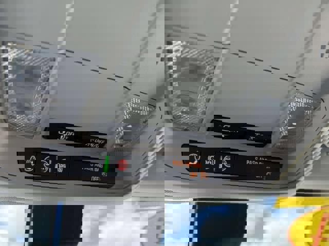 Used 2024 Chevrolet Equinox LT image 29