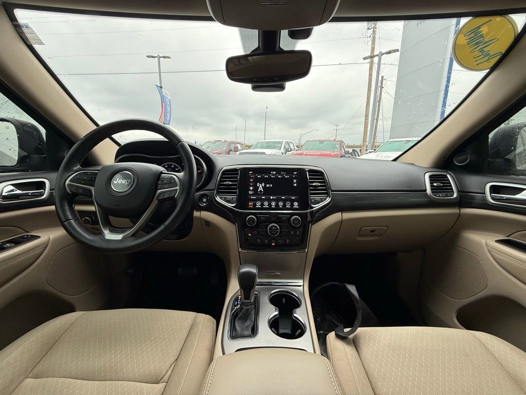 Used 2022 Jeep Grand Cherokee Laredo E w/ Security & Convenience Group AWD/4WD image 28