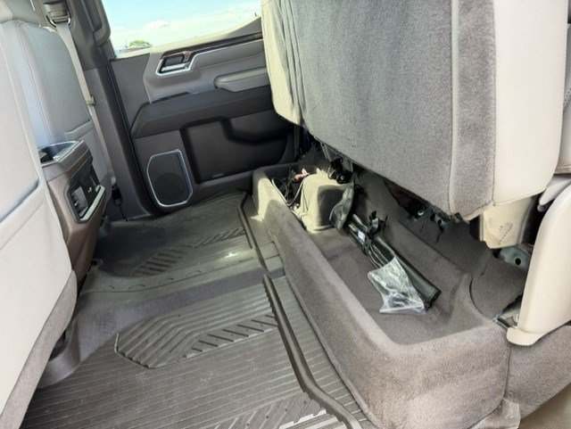 Used 2024 Chevrolet Silverado 1500 LT Trail Boss w/ Convenience Package II AWD/4WD image 29