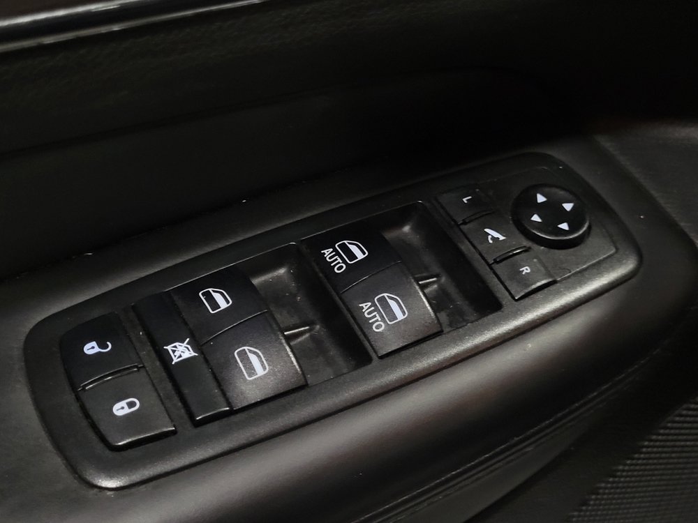 Used 2018 Jeep Grand Cherokee Overland image 27