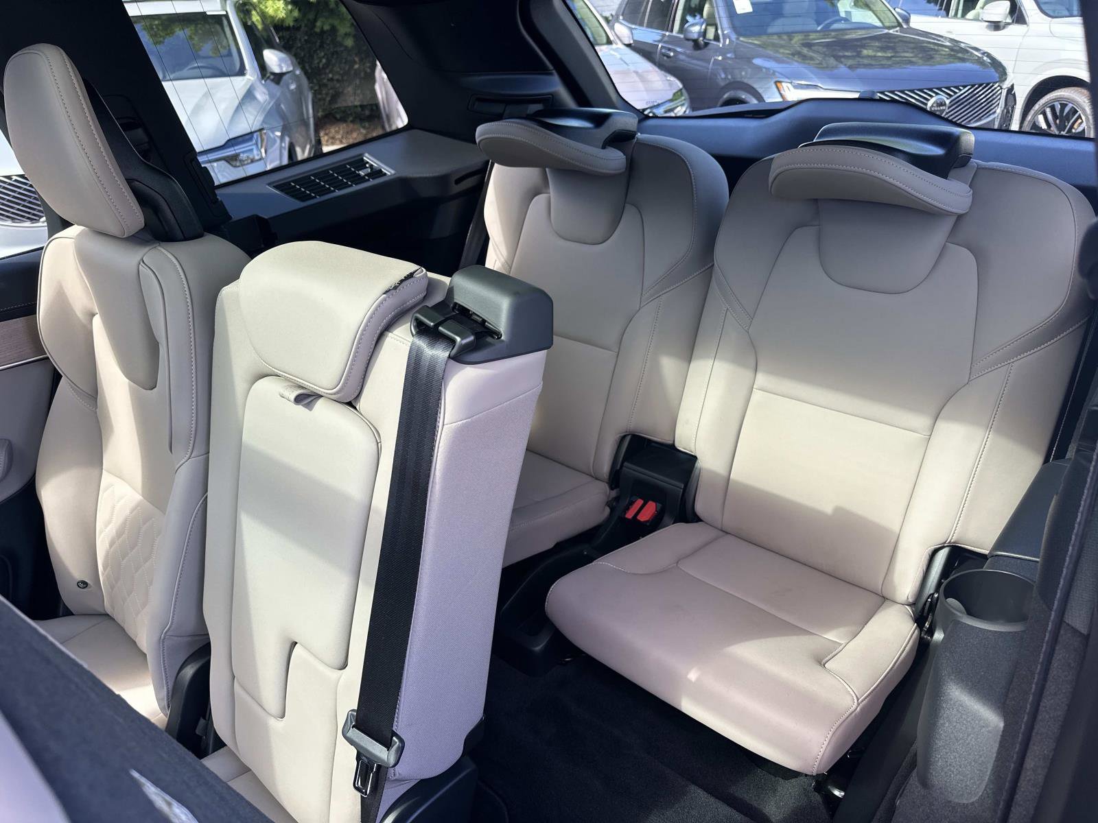 Certified 2026 Volvo XC90 B6 Core image 23