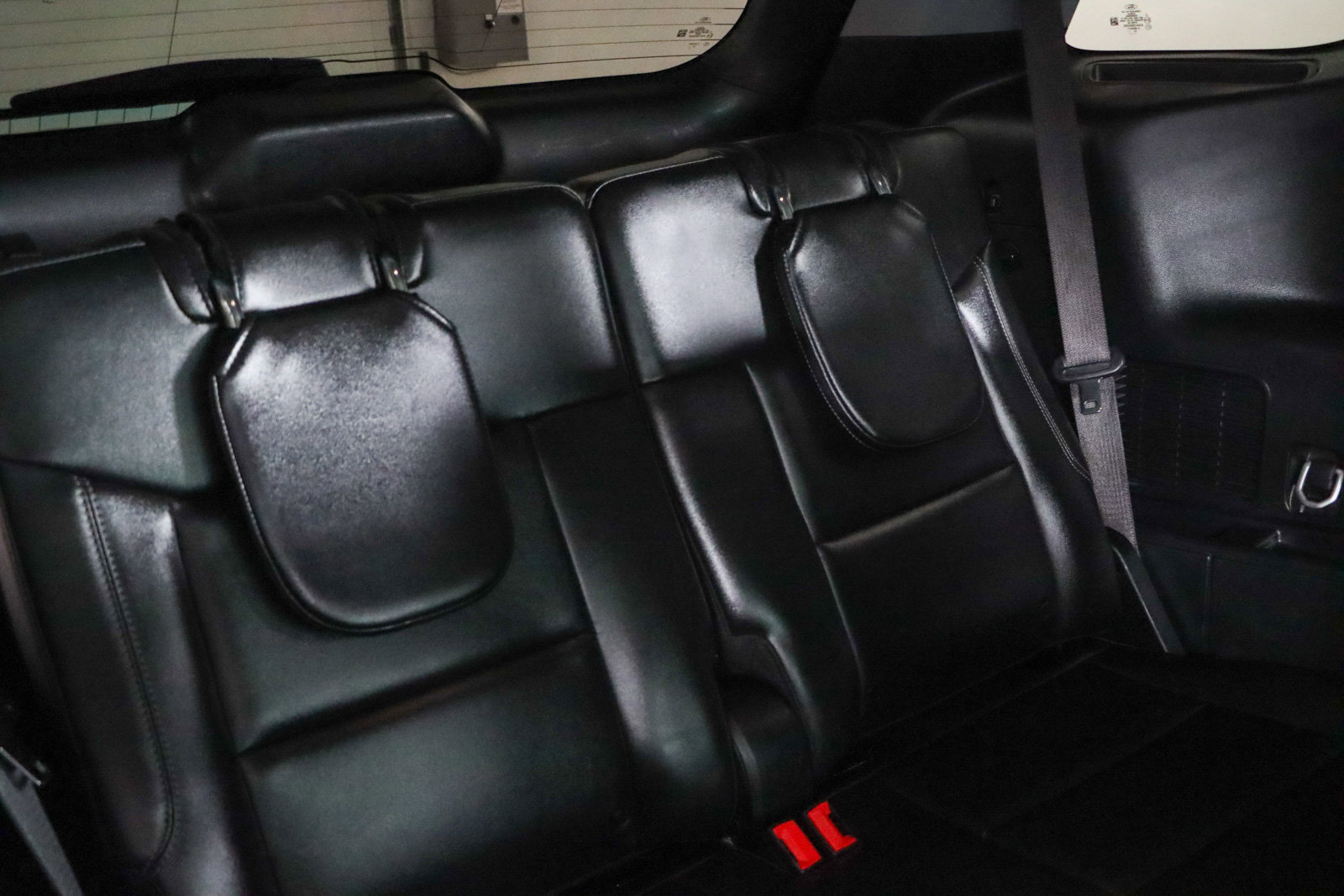 Used 2023 Ford Explorer XLT w/ Equipment Group 202A RWD image 29