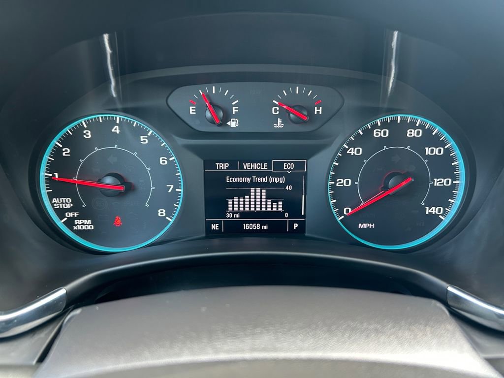 Used 2022 Chevrolet Equinox LS image 16