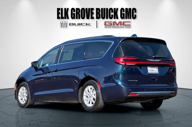 Used 2022 Chrysler Pacifica Touring-L FWD image 6