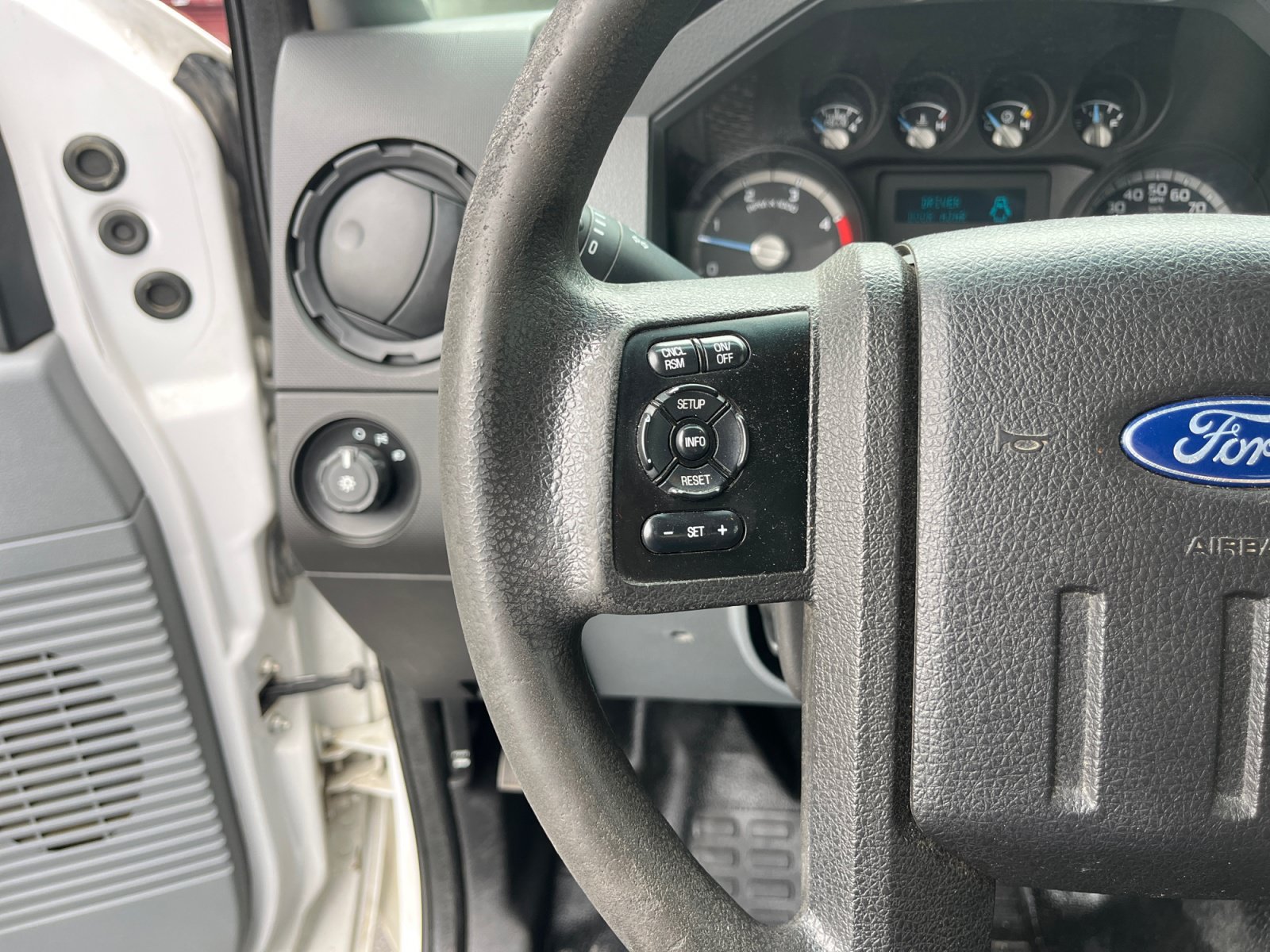 Used 2016 Ford F350 XL w/ Power Equipment Group AWD/4WD image 13
