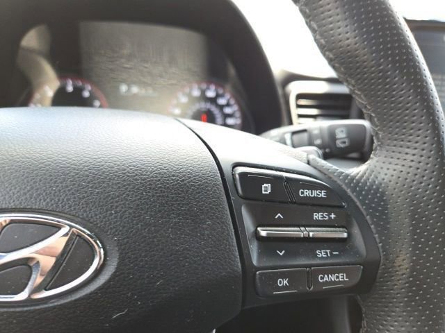 Used 2020 Hyundai Veloster Turbo FWD image 3