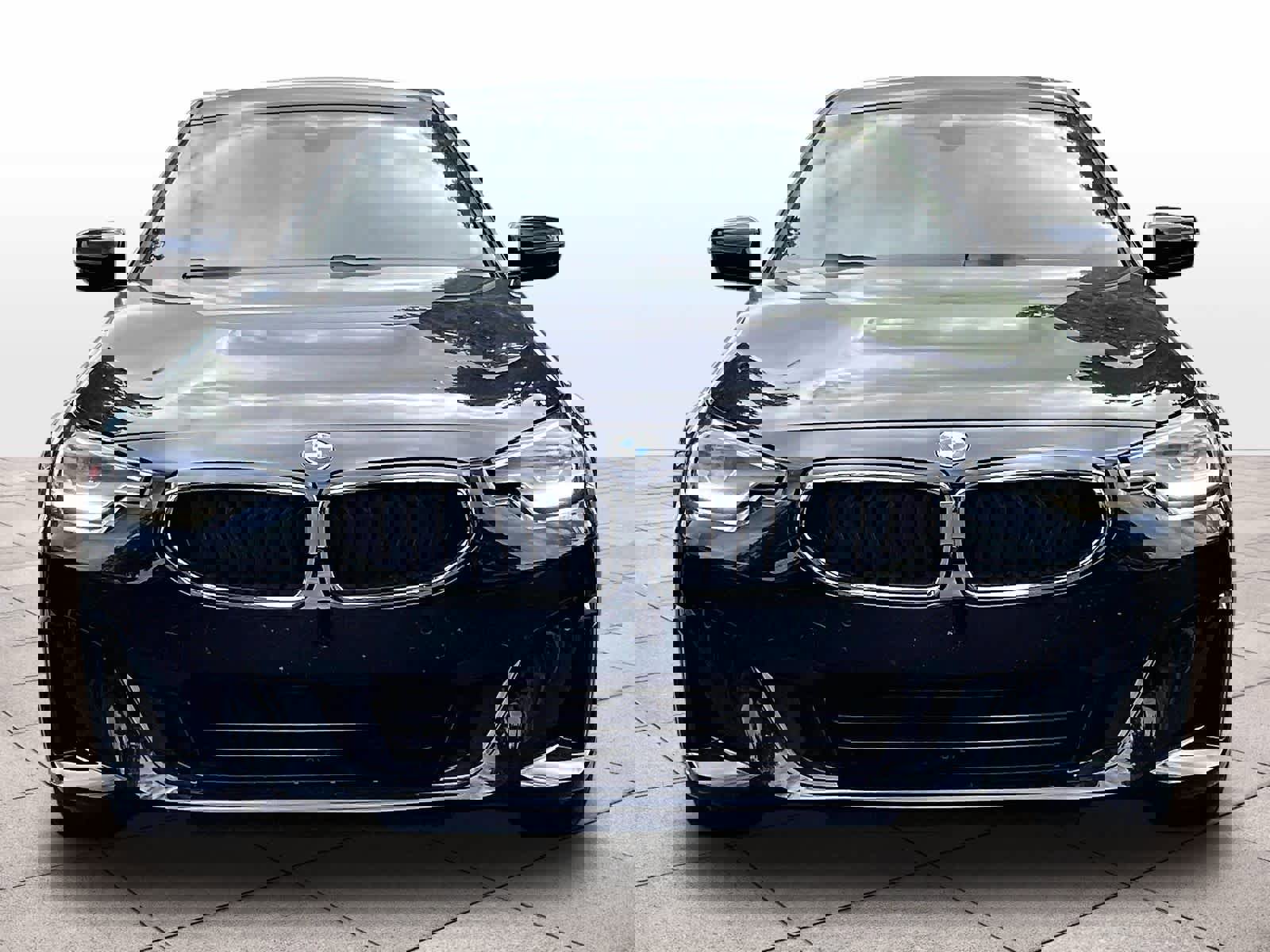 Used 2023 BMW 230i Coupe w/ Convenience Package image 3