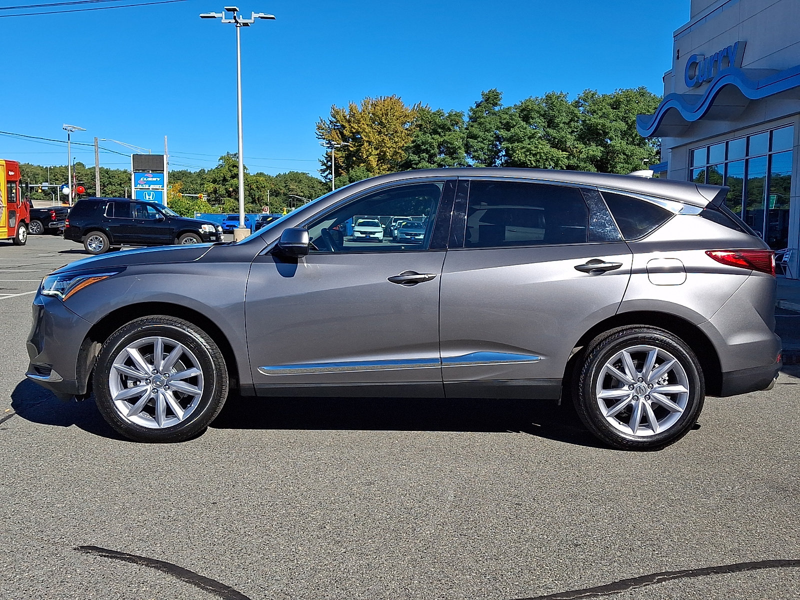Used 2024 Acura RDX SH-AWD image 7