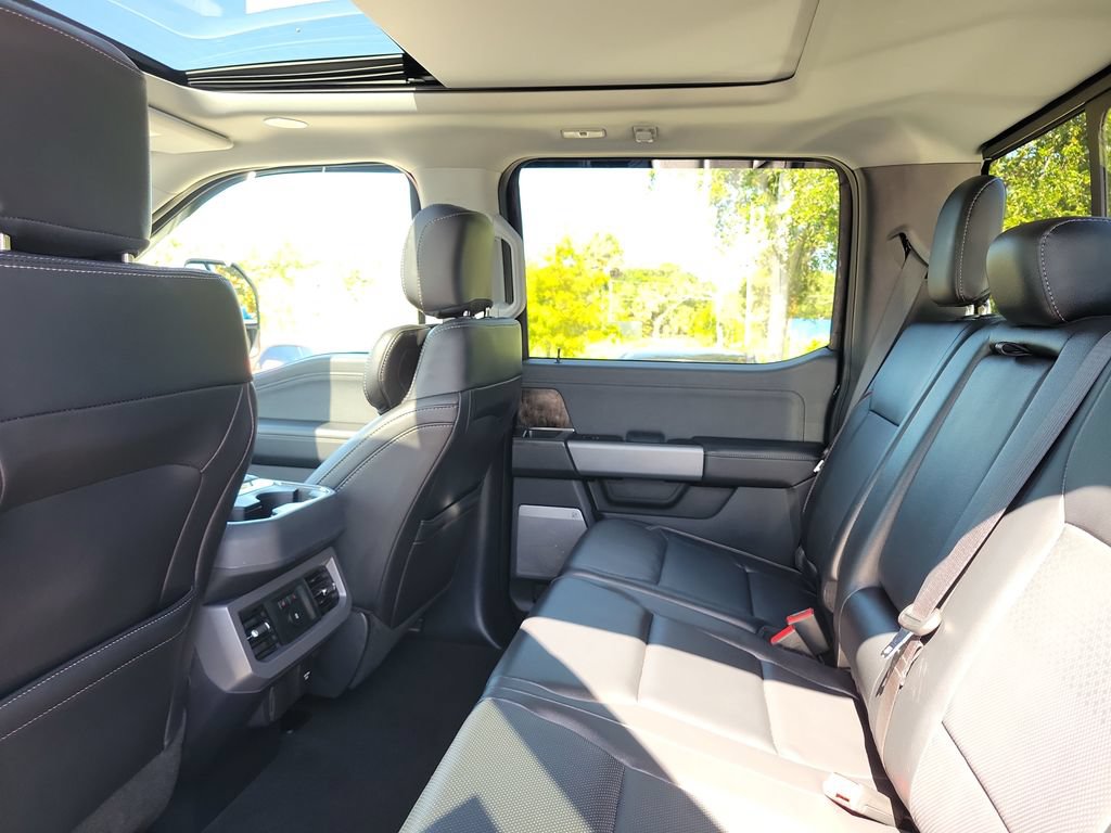 Used 2023 Ford F250 Lariat w/ Lariat Ultimate Package AWD/4WD image 25