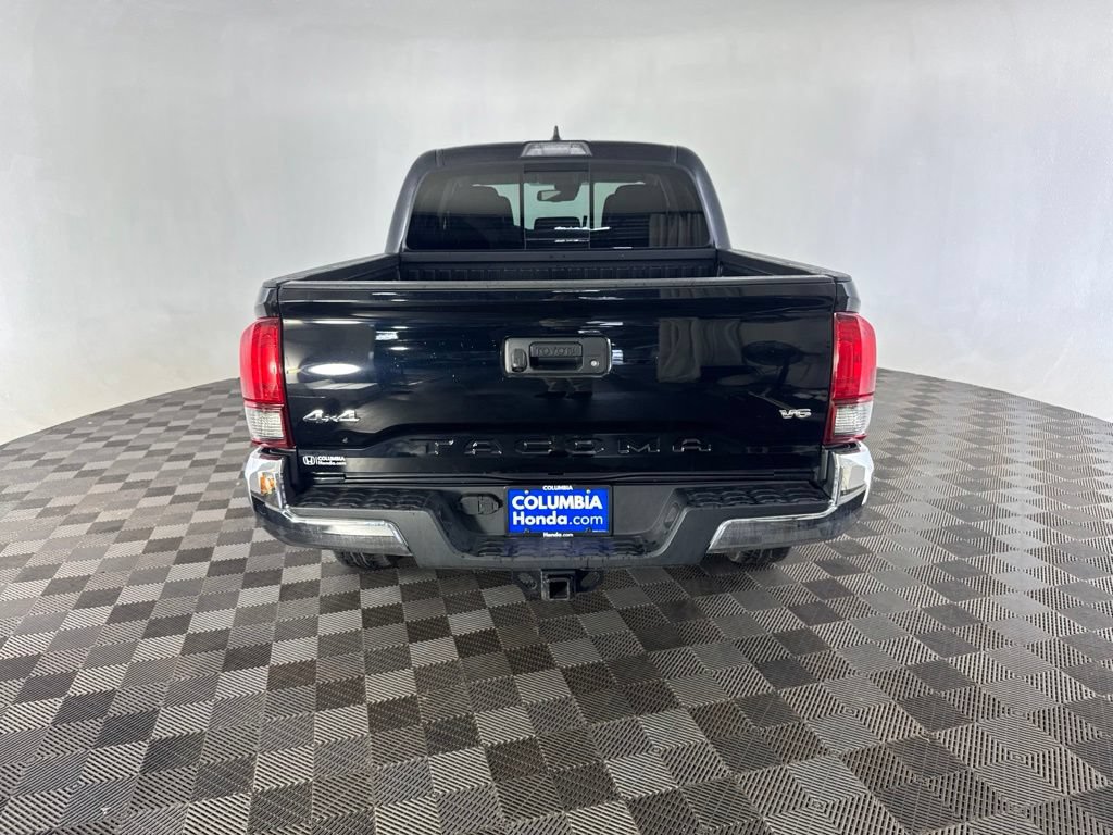 Used 2019 Toyota Tacoma SR5 AWD/4WD image 8