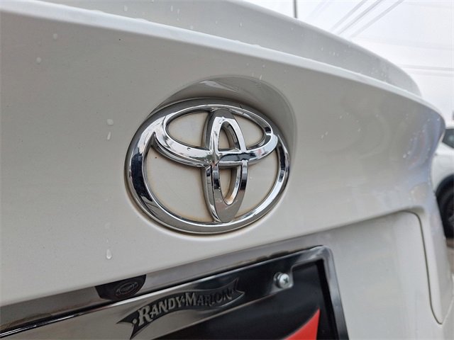 Used 2018 Toyota C-HR XLE image 29