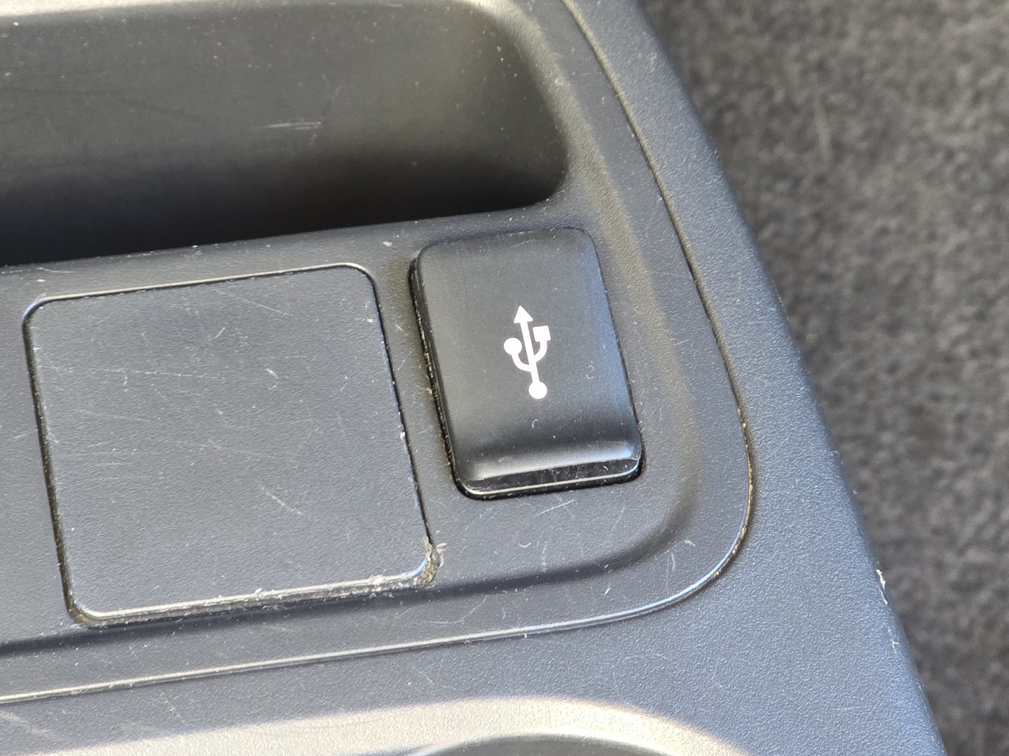 Used 2024 Mitsubishi Mirage ES FWD image 8