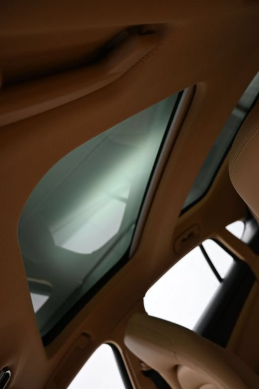 Certified 2023 Porsche Panamera 4S AWD/4WD image 10
