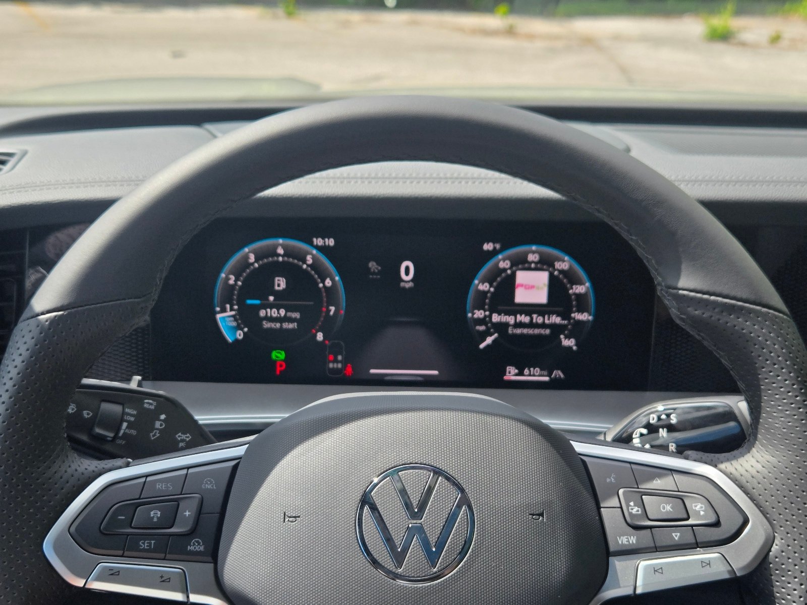 New 2026 Volkswagen Tiguan SE R-Line AWD/4WD image 21