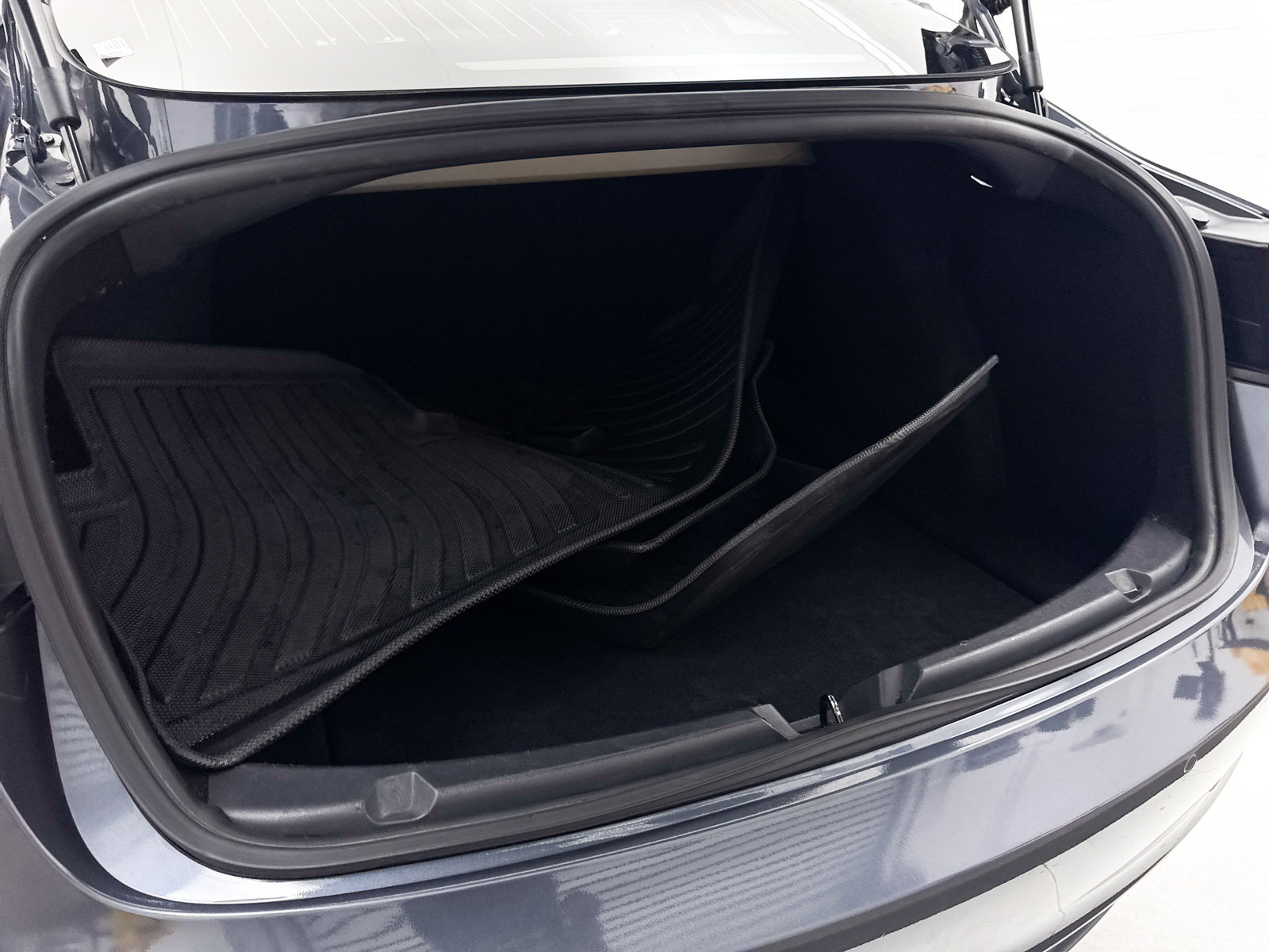 Used 2019 Tesla Model 3 Mid Range RWD image 32