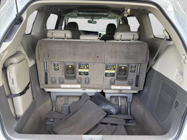 Used 2017 Toyota Sienna XLE Premium image 27