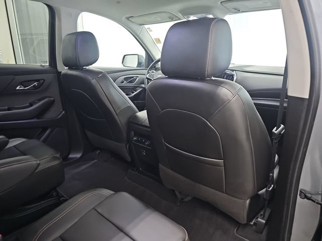 Used 2021 Chevrolet Traverse LT w/ LPO, Floor Liner Package AWD/4WD image 30