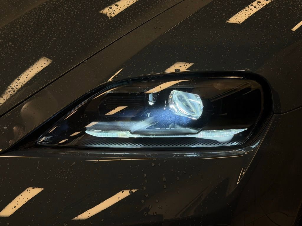 New 2026 Porsche Taycan GTS image 11