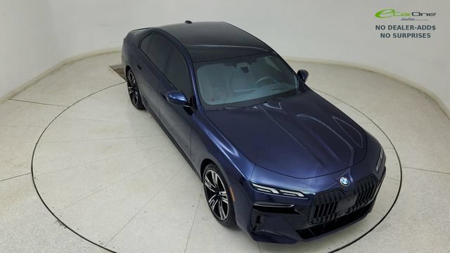 Used 2023 BMW 760i xDrive AWD/4WD image 77