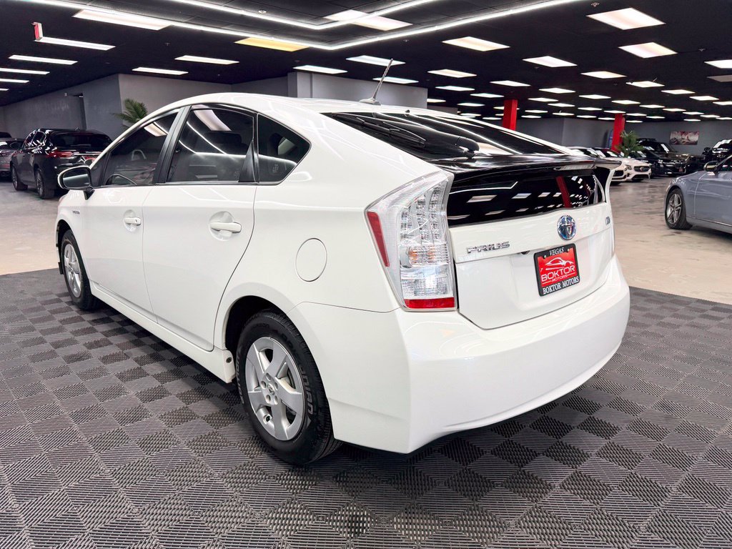 Used 2011 Toyota Prius Four w/ Navigation Pkg FWD image 11