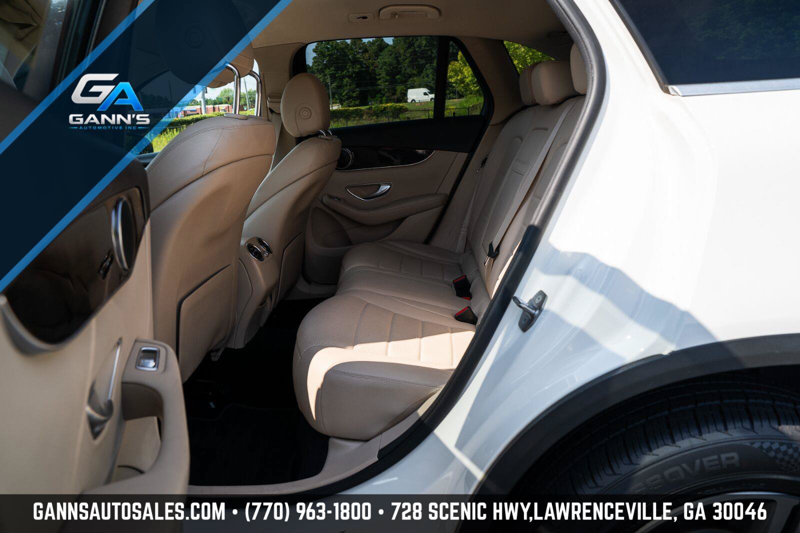 Used 2020 Mercedes-Benz GLC 300 image 27