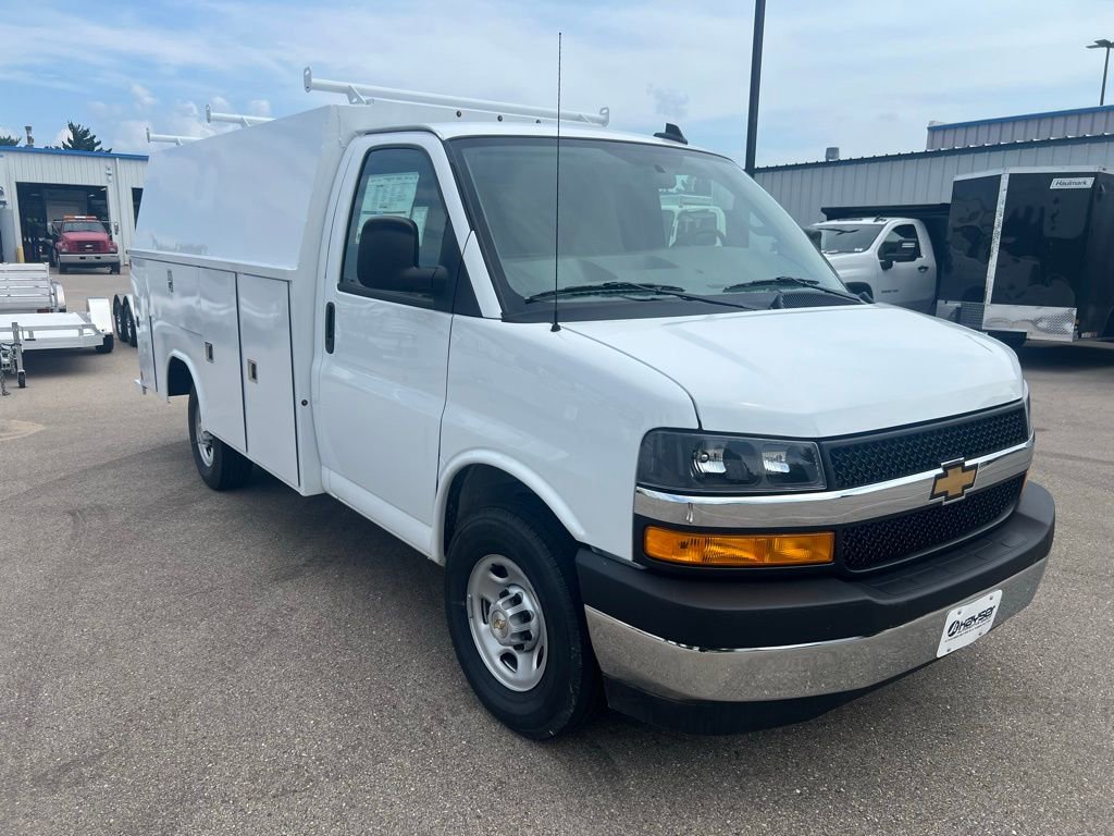New 2025 Chevrolet Express 3500 w/ Power Convenience Package image 1