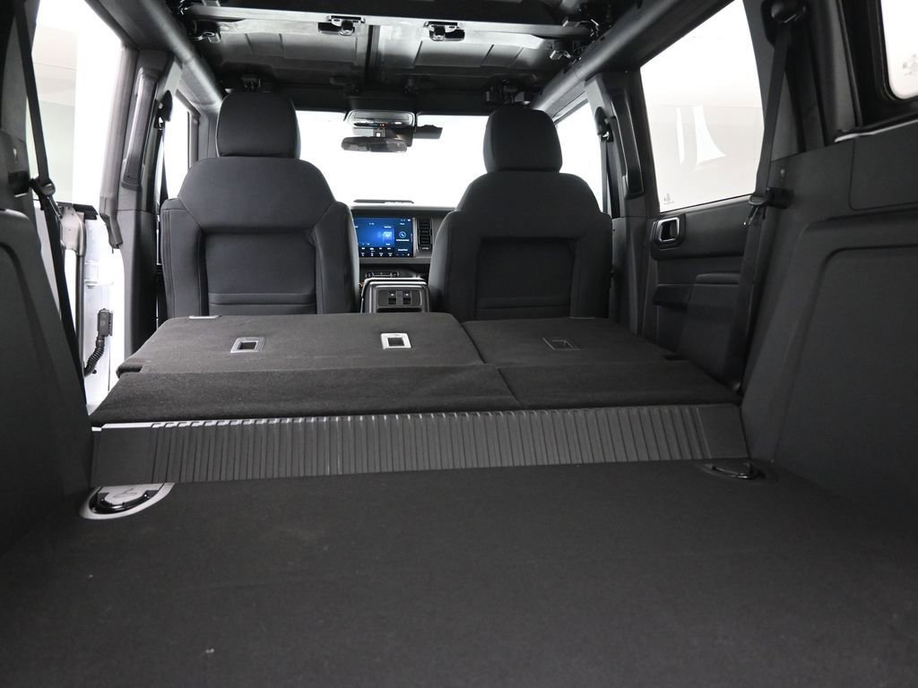 New 2025 Ford Bronco Base image 20
