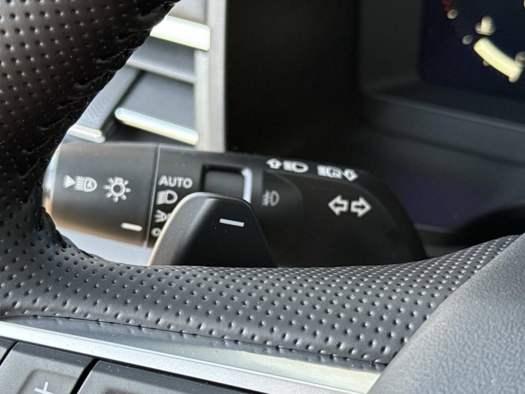 New 2026 Mitsubishi Outlander SE image 37