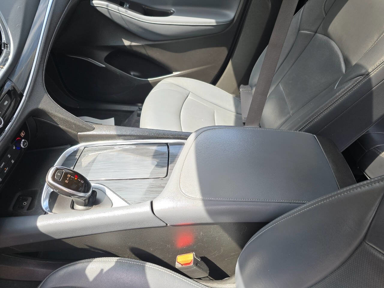 Used 2019 Buick Enclave Essence w/ Trailering Package, 5000 lbs. image 17