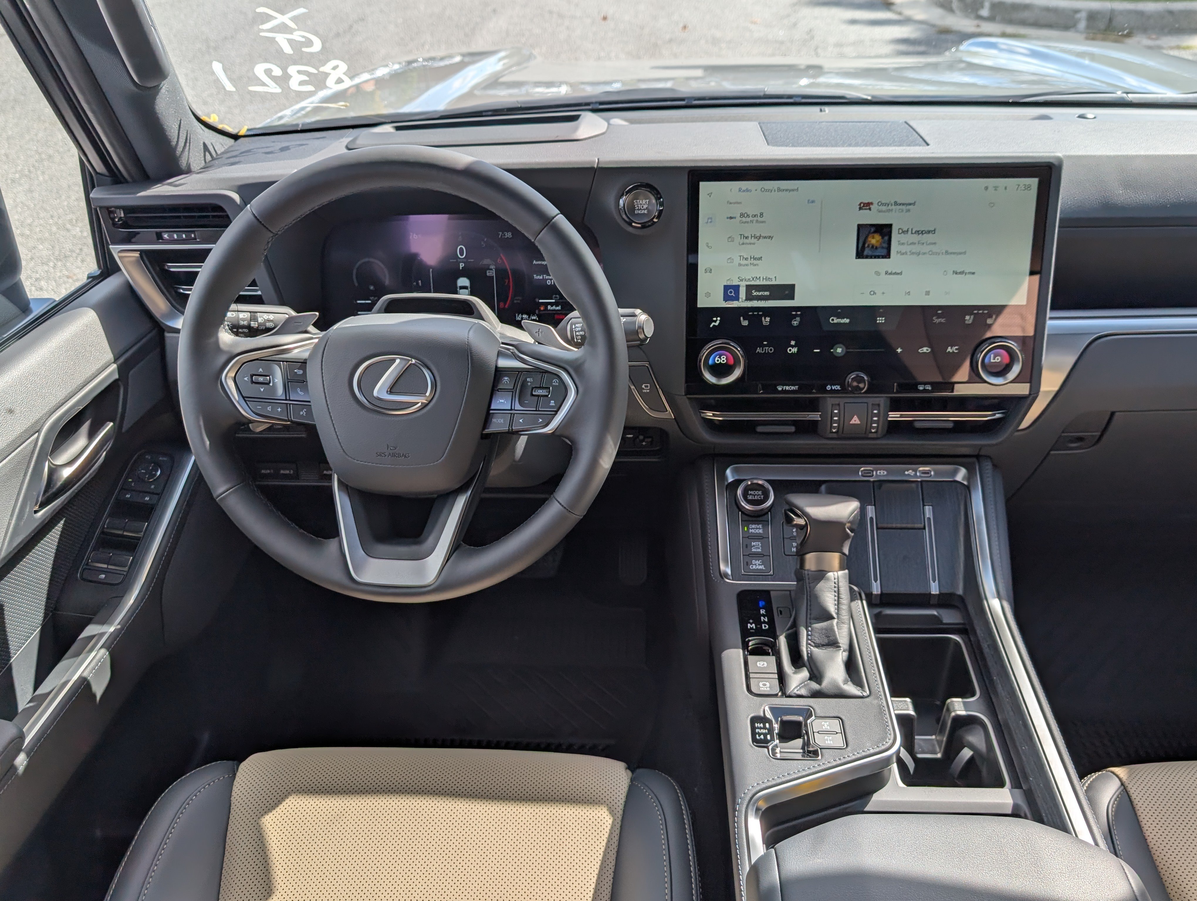 New 2026 Lexus GX 550 AWD/4WD image 14