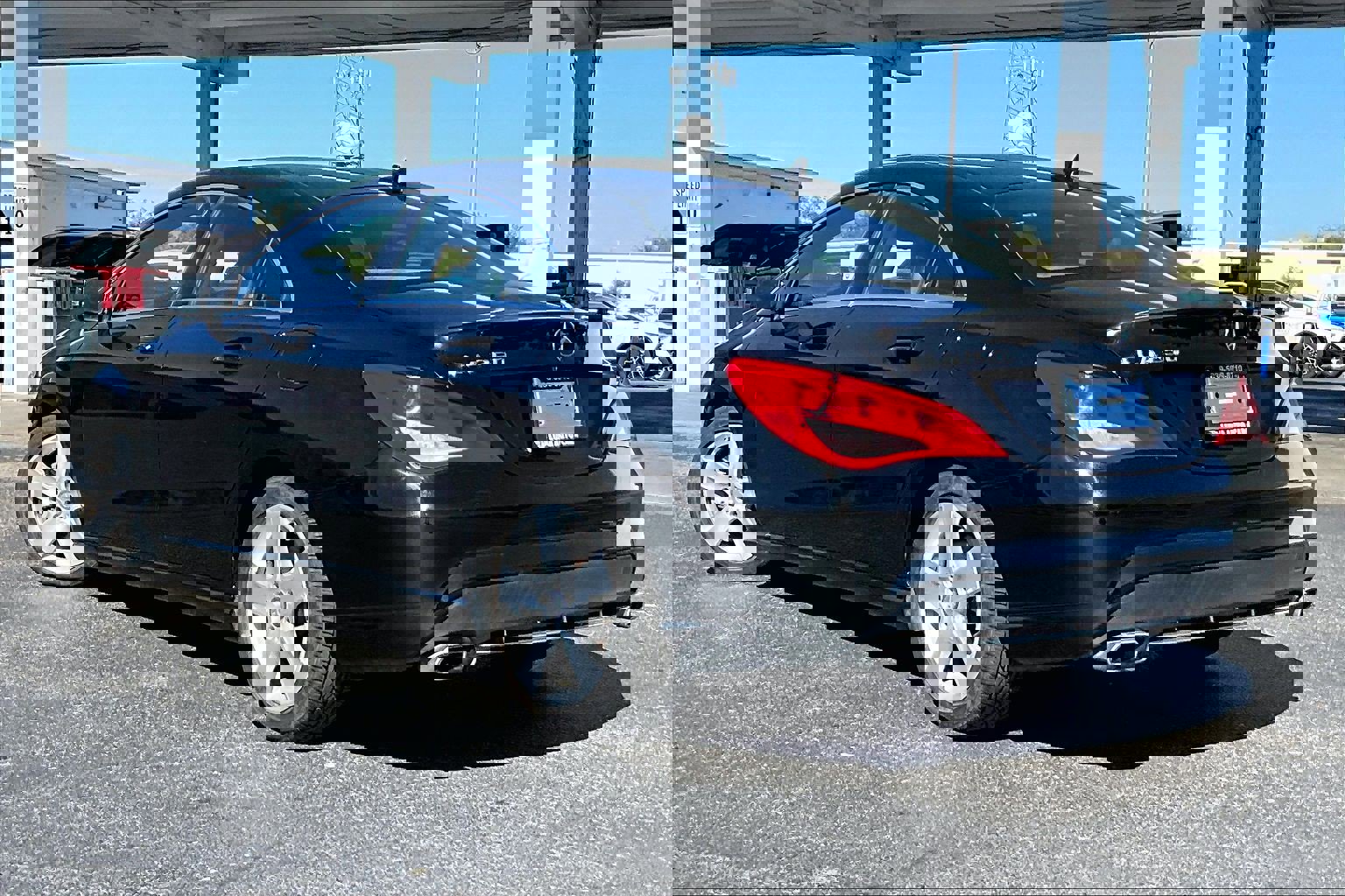 Used 2015 Mercedes-Benz CLA 250 image 3