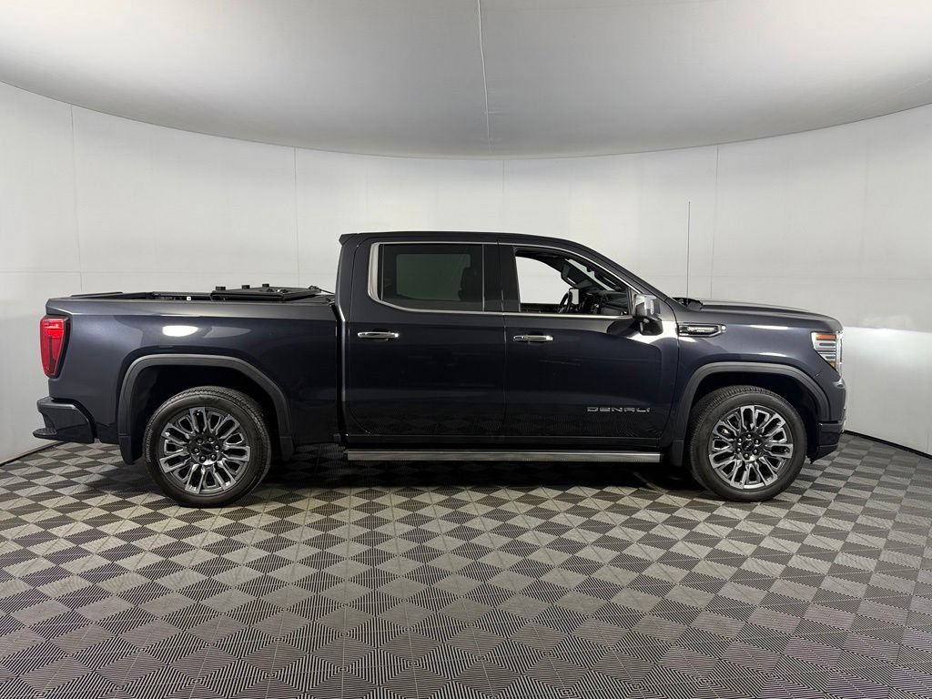 Used 2024 GMC Sierra 1500 Denali Ultimate AWD/4WD image 5