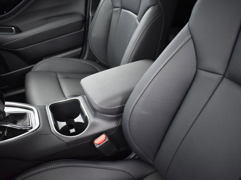 New 2025 Subaru Outback Touring XT image 13
