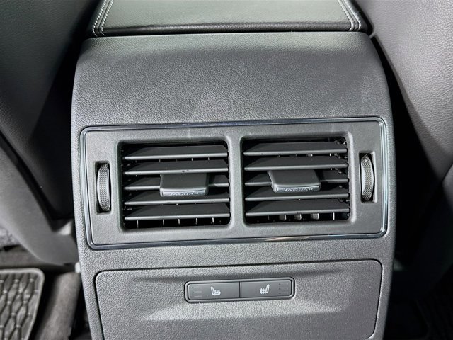 New 2024 Jaguar XF R-Dynamic SE image 27