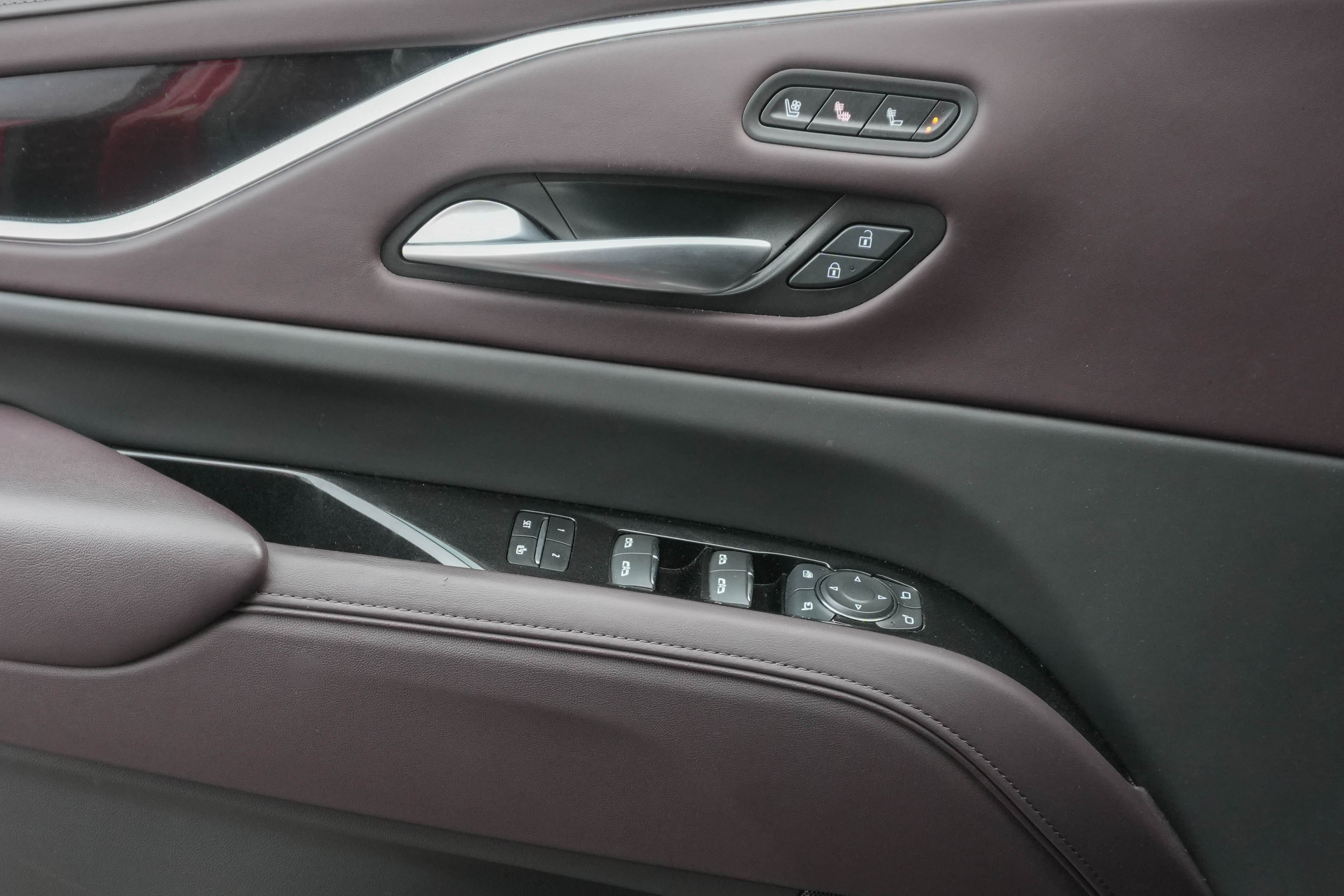 Used 2024 Cadillac Escalade Sport Platinum image 13